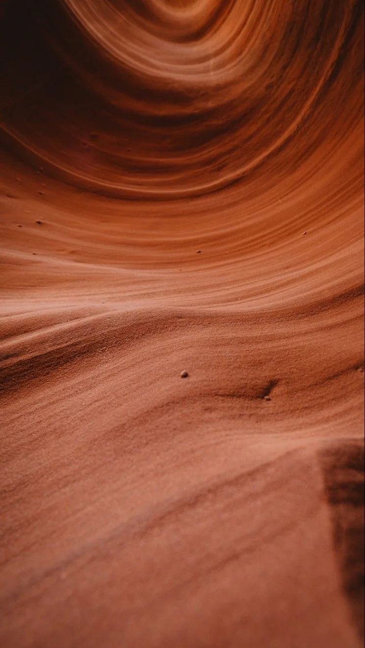 Red sandstone curves